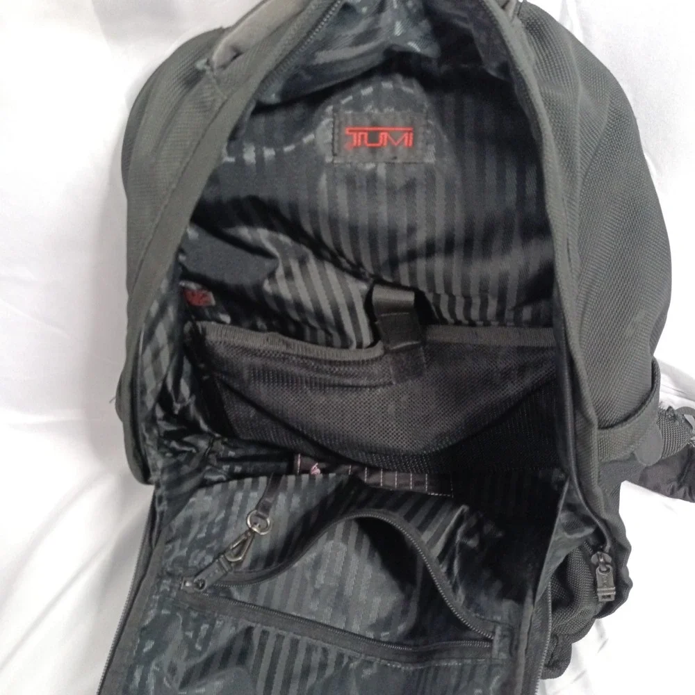 Tumi Alpha Black Ballistic Nylon Commuter Laptop Backpack **READ** s9